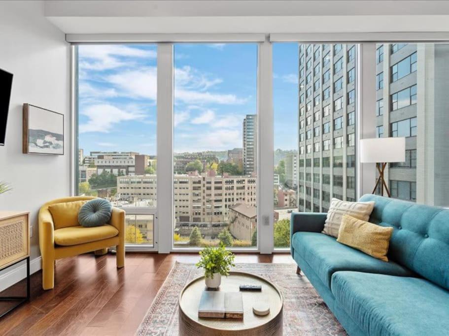Cozysuites Dream 1br, Ppg Paints Arena, Pitts Apartment Pittsburgh